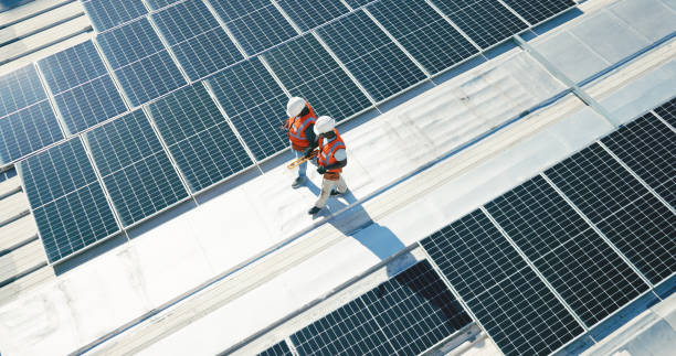 Best Emergency Roof Repair Services  in Manistique, MI